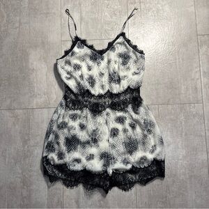 ILLA ILLA Monochrome Lace Accent Romper sexy flirty back zip Size S